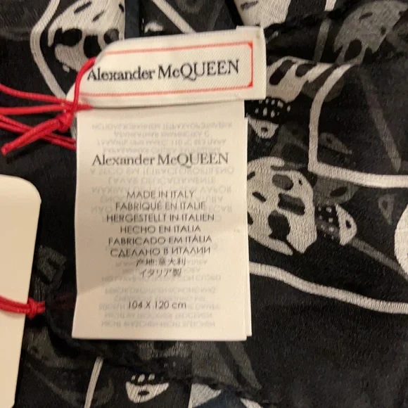 Alexander McQueen Printed Silk-chiffon Scarf NWT - Picture 2 of 8